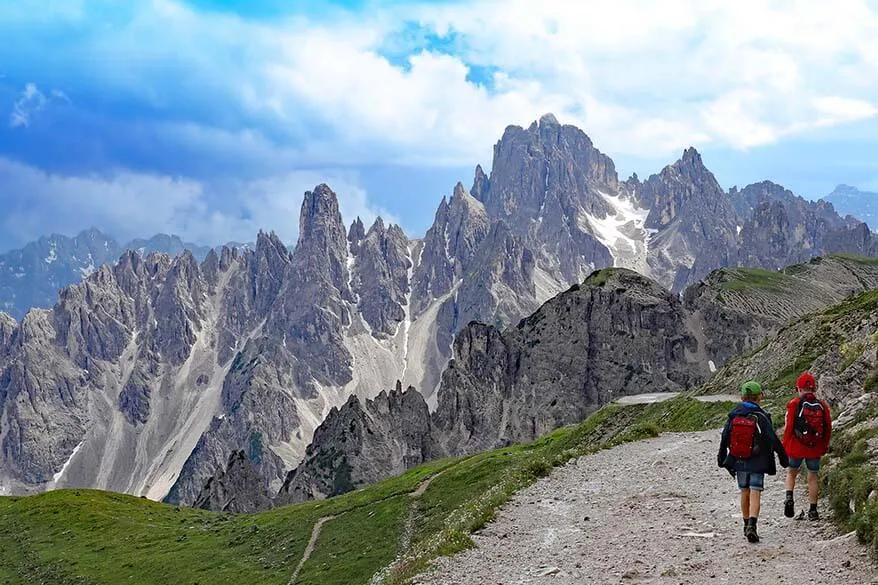Easy hiking trails in Dolomites suitable for beginners