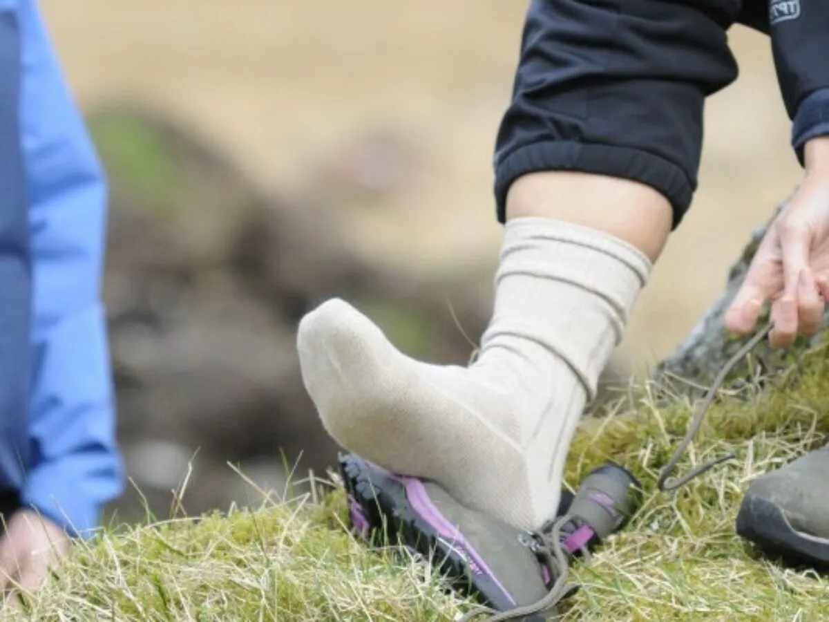 Diagram showing how blisters form on feet during hiking