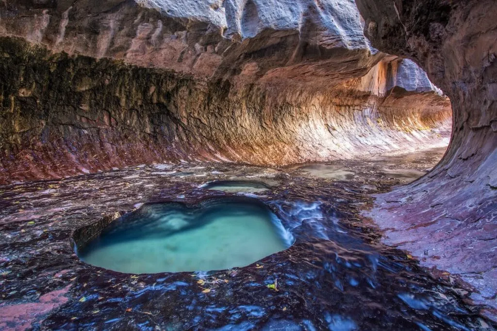 Solo hiker in stunning canyon landscape
