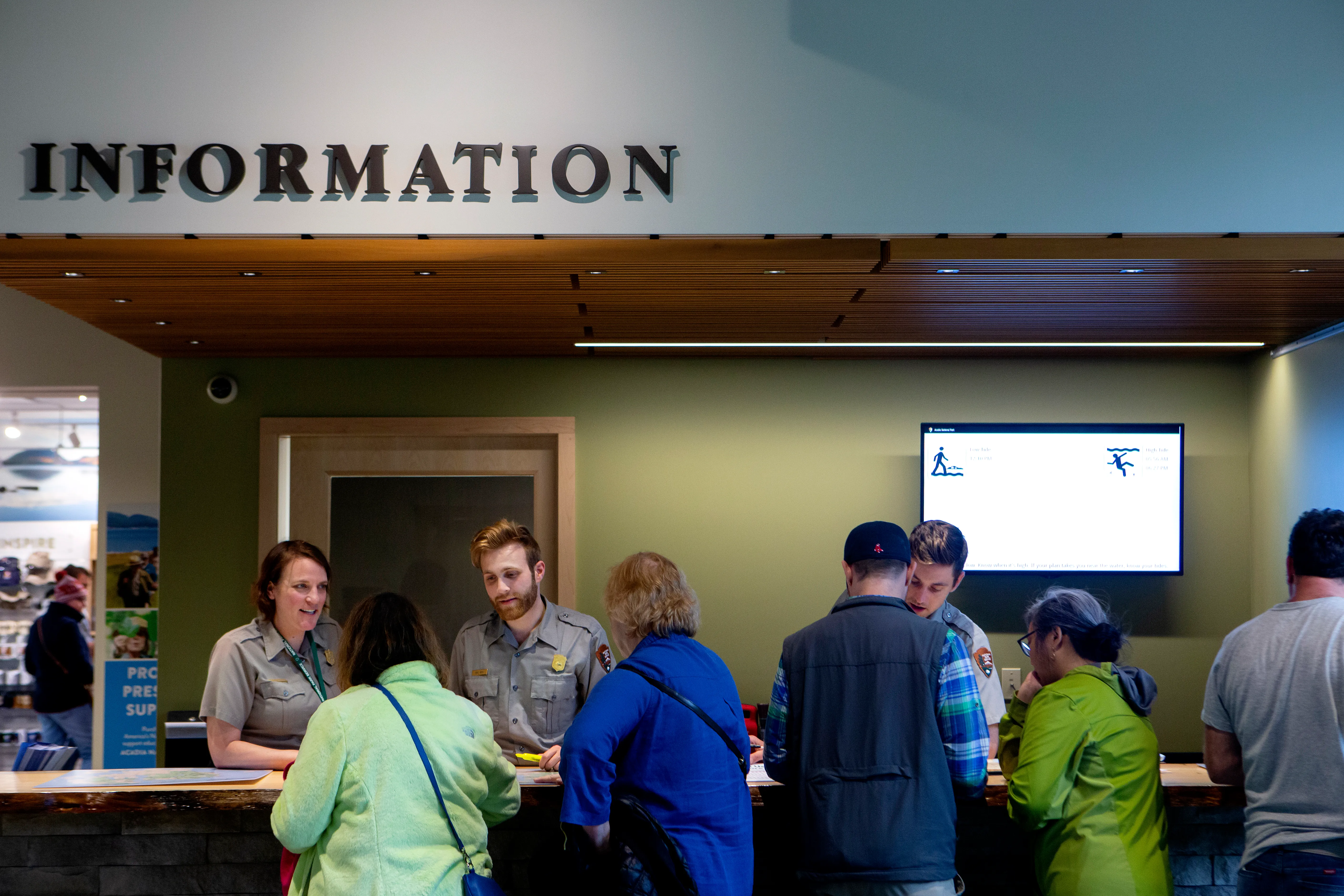 post-What to Find at Acadia National Park Visitor Center: Your Complete Guide to Hulls Cove