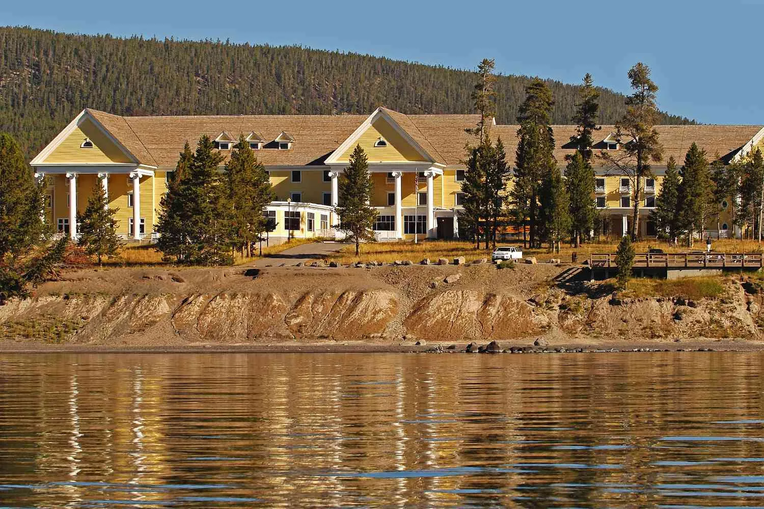 post-The Ultimate Guide to Hotels Near Yellowstone National Park