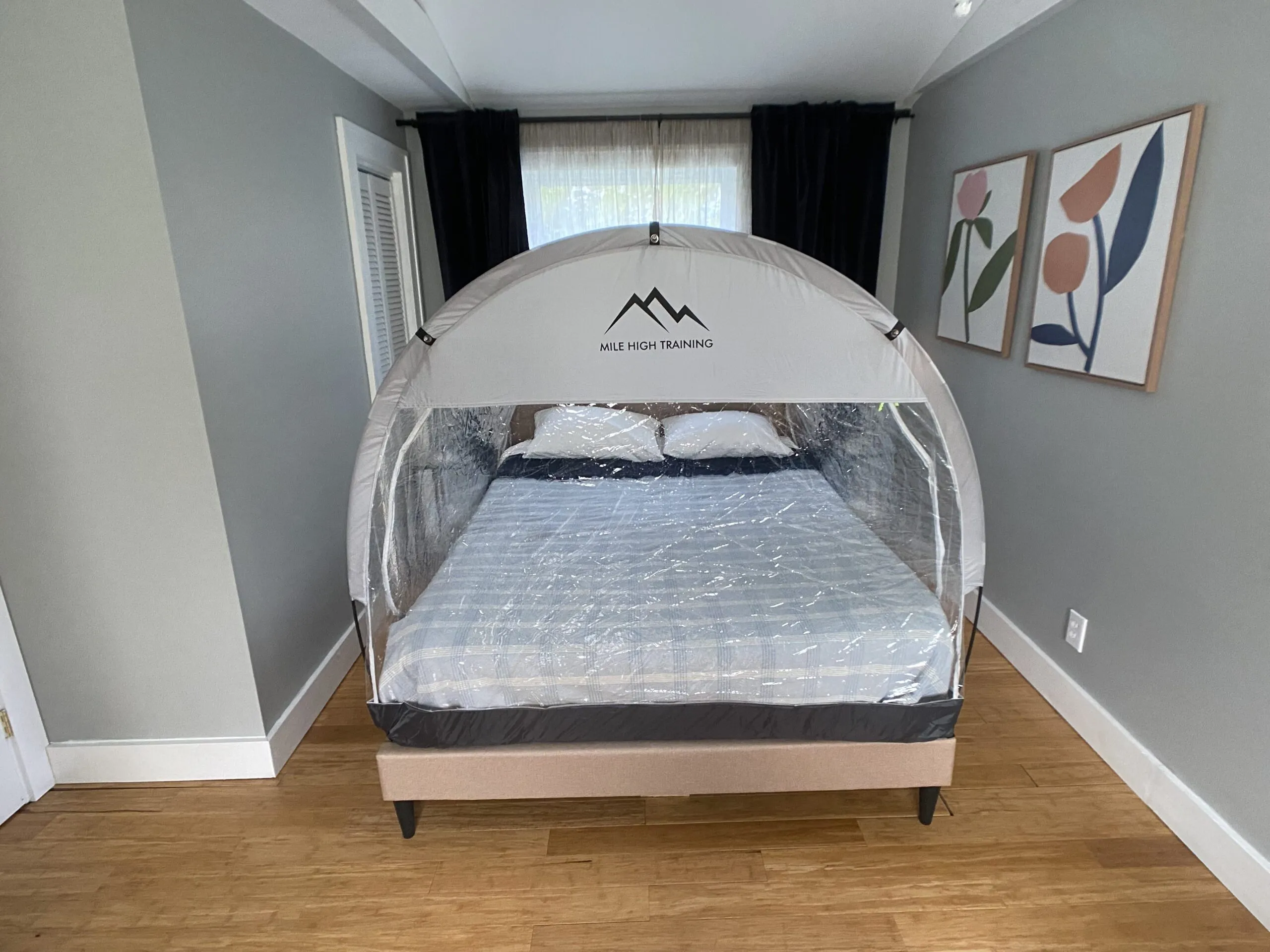 High-quality altitude tent setup showing hypoxic sleep system