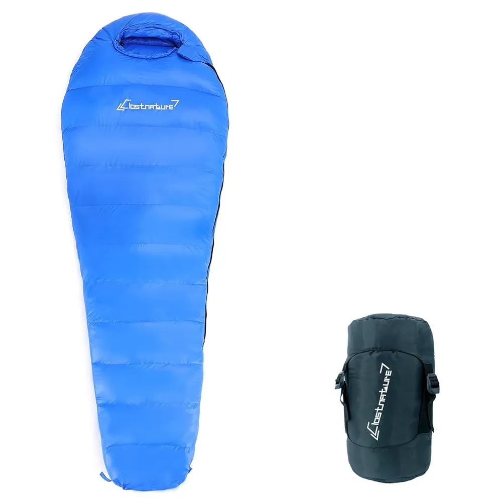 Compact winter sleeping bag in compression sack