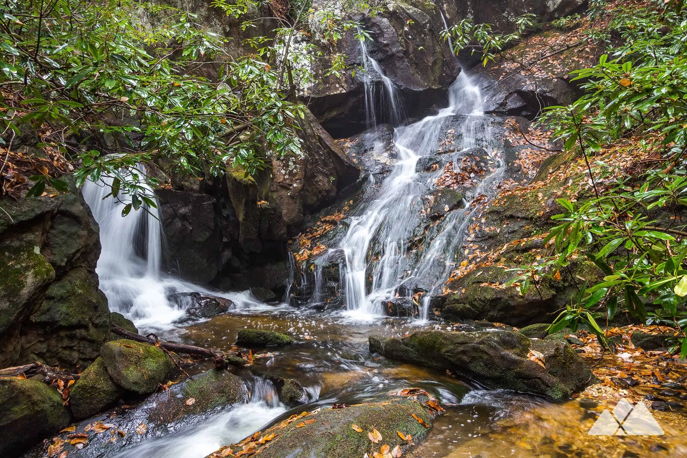 Stunning waterfall on an easy hiking trail perfect for beginners